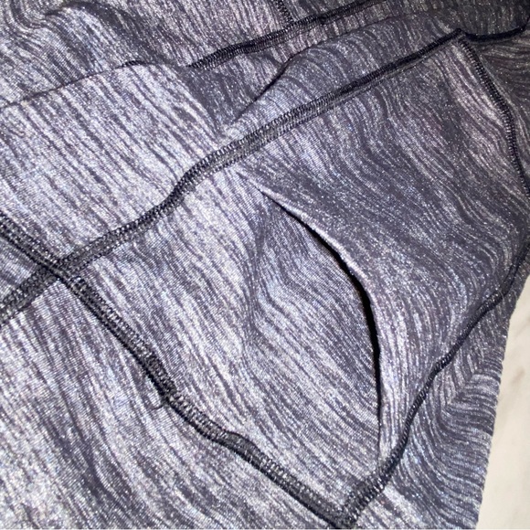 Victoria’s Secret grey workout legging - Picture 3 of 6